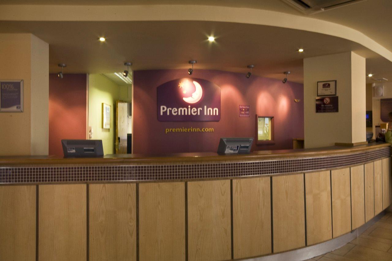 Premier Inn Glasgow City - George Square Exterior foto