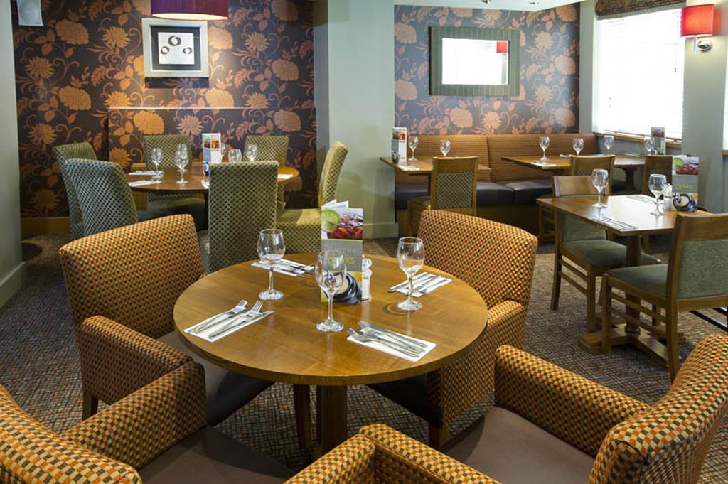 Premier Inn Glasgow City - George Square Exterior foto